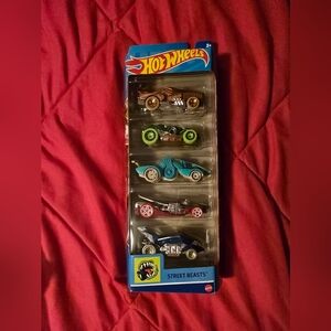 Hot Wheels Street Beasts 5-pack